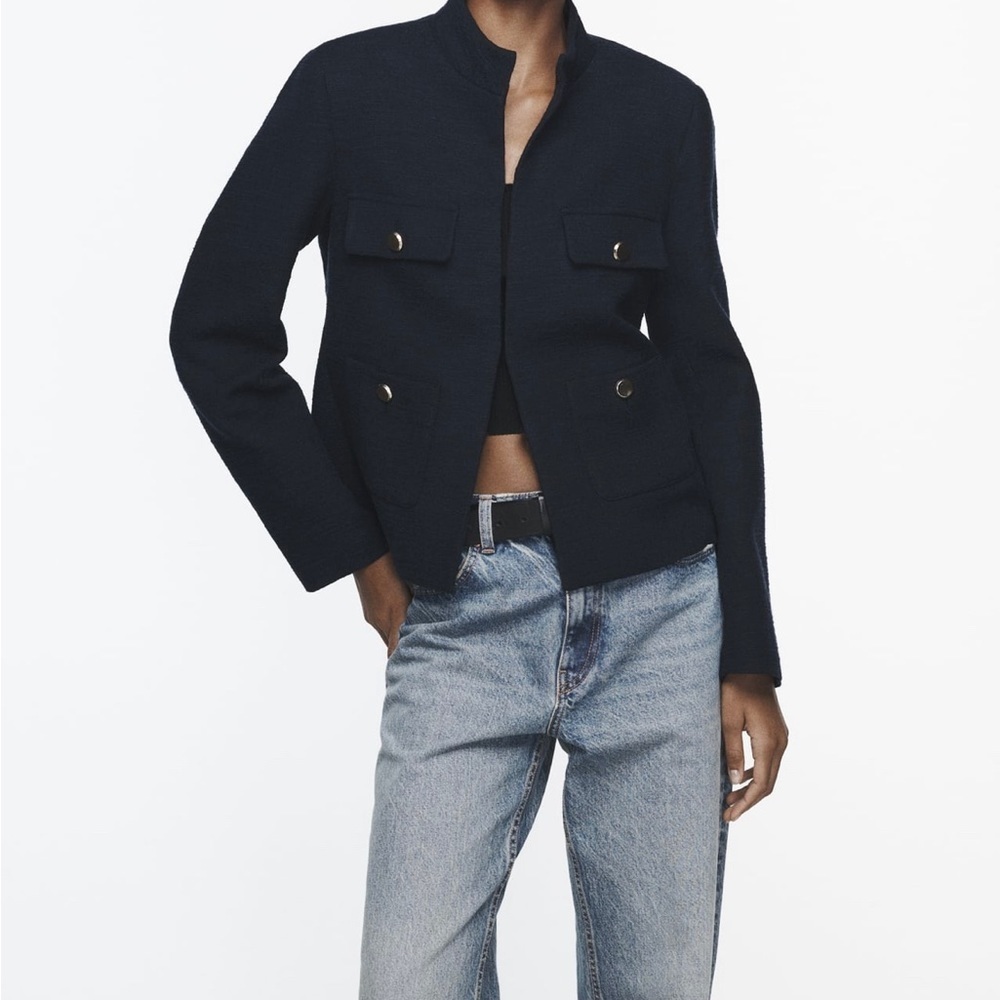 Elegant Navy Blue Pocket Blazer from Zara!
